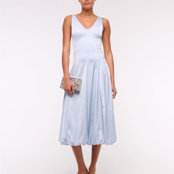 NWT Abercrombie & Fitch Blue V-Neck Bubble Hem Silk Drop Waist MIDI Dress XS - Picture 1 of 8